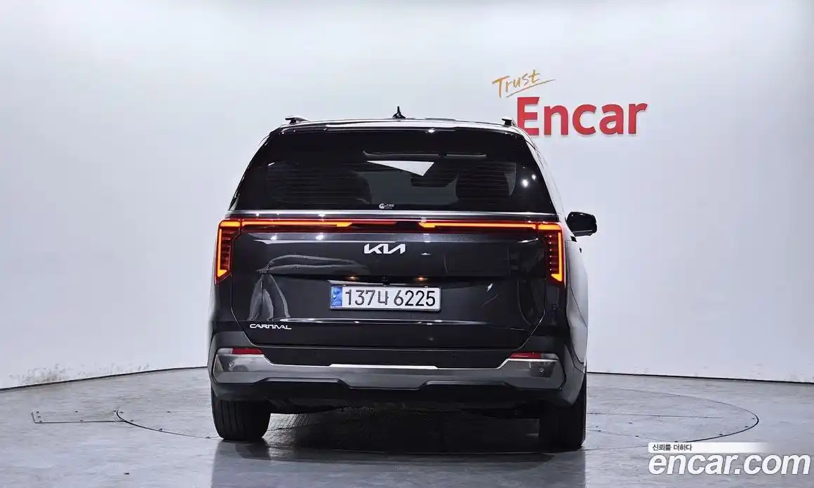 Kia Carnival 2024 3.5 автомат (гидро), фото 4