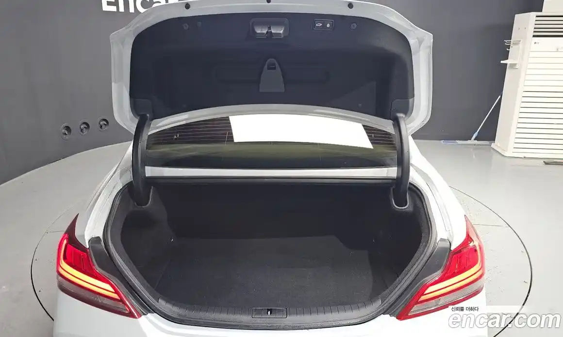 Genesis G70 2018 2.2 автомат (гидро), фото 20