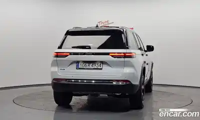 Jeep Cherokee 2023 2.0 автомат (гидро), миниатюра 3