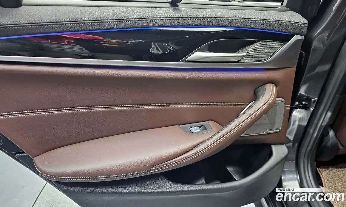 BMW 5 серия 2022 2.0 автомат (гидро), фото 15