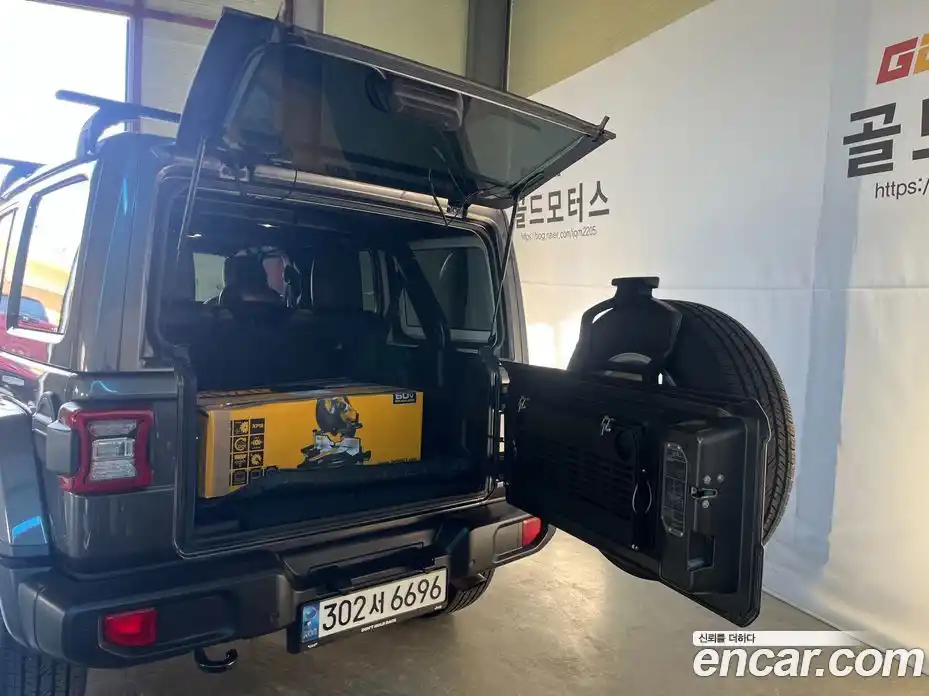 Jeep Wrangler 2021 2.0 автомат (гидро), фото 13