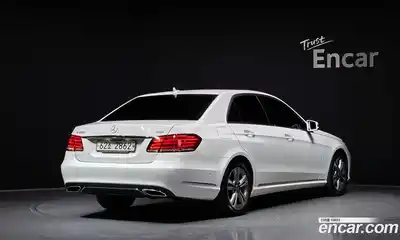Mercedes-Benz E-Class 2014 2.1 автомат (гидро), миниатюра 2