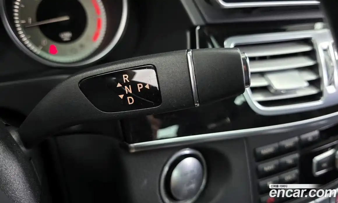 Mercedes-Benz E-Class 2014 2.1 автомат (гидро), фото 9