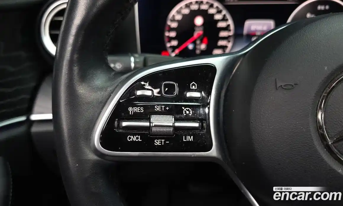 Mercedes-Benz E-Class 2019 2.0 автомат (гидро), фото 22