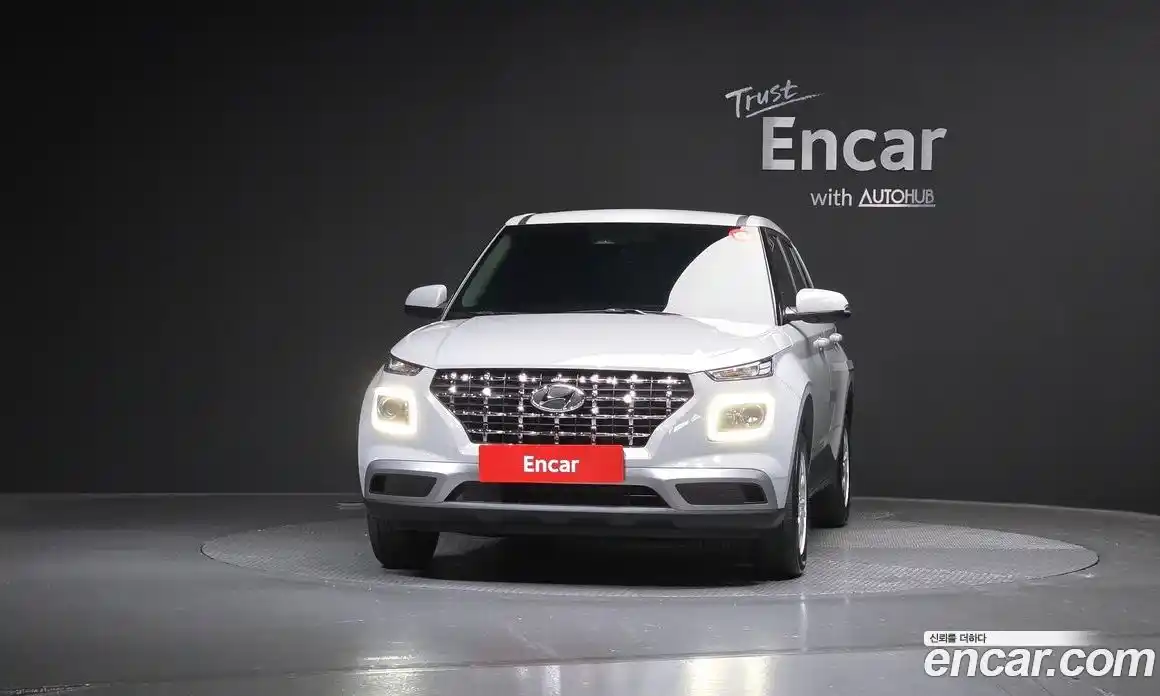 Hyundai Venue 2024 1.6 автомат (гидро), фото 3