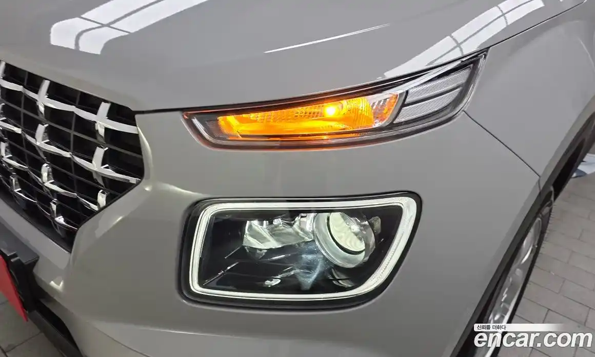 Hyundai Venue 2024 1.6 автомат (гидро), фото 8