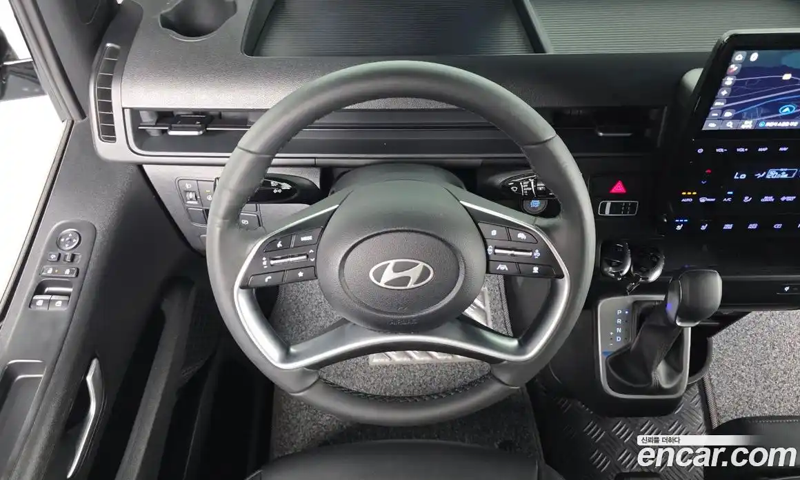 Hyundai Staria 2024 1.6 гидро, фото 21
