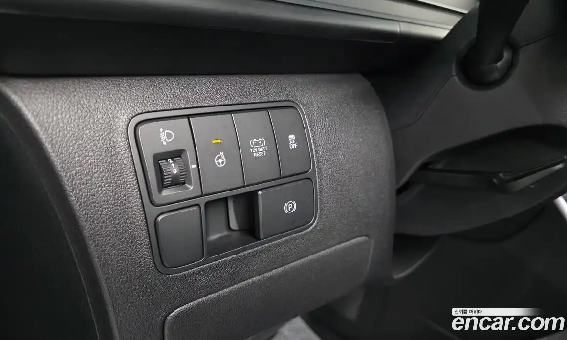 Hyundai Staria 2024 1.6 гидро, фото 39