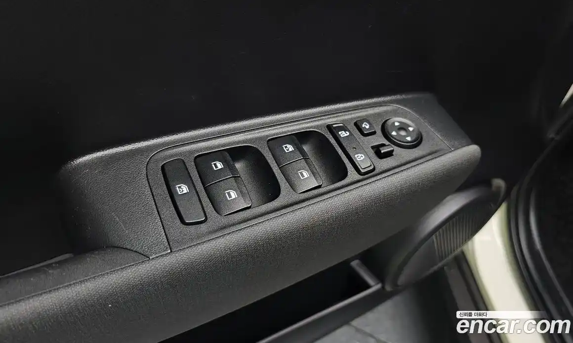 Hyundai Casper 2024 1.0 гидро, фото 22
