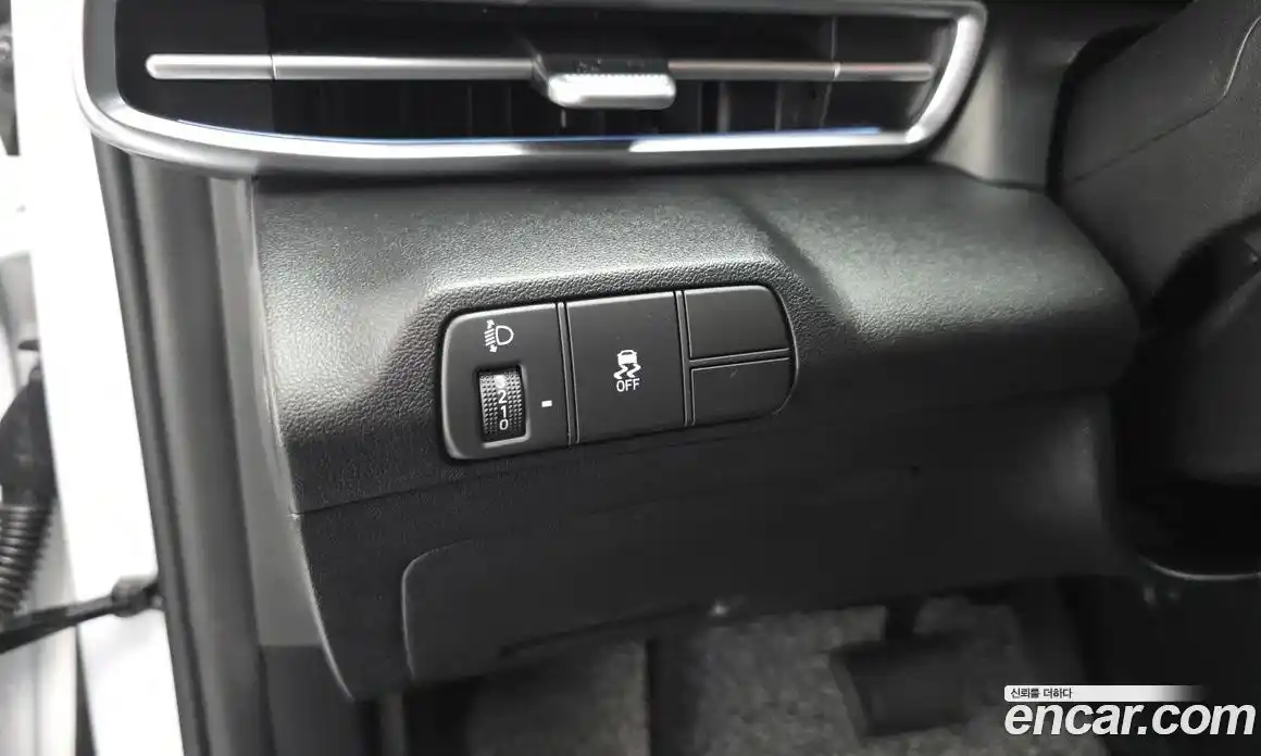 Hyundai Avante 2025 1.6 автомат (гидро), фото 27