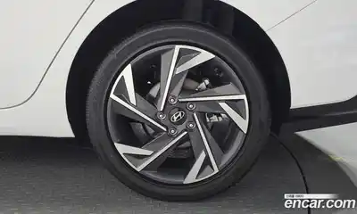 Hyundai Avante 2025 1.6 автомат (гидро), миниатюра 7