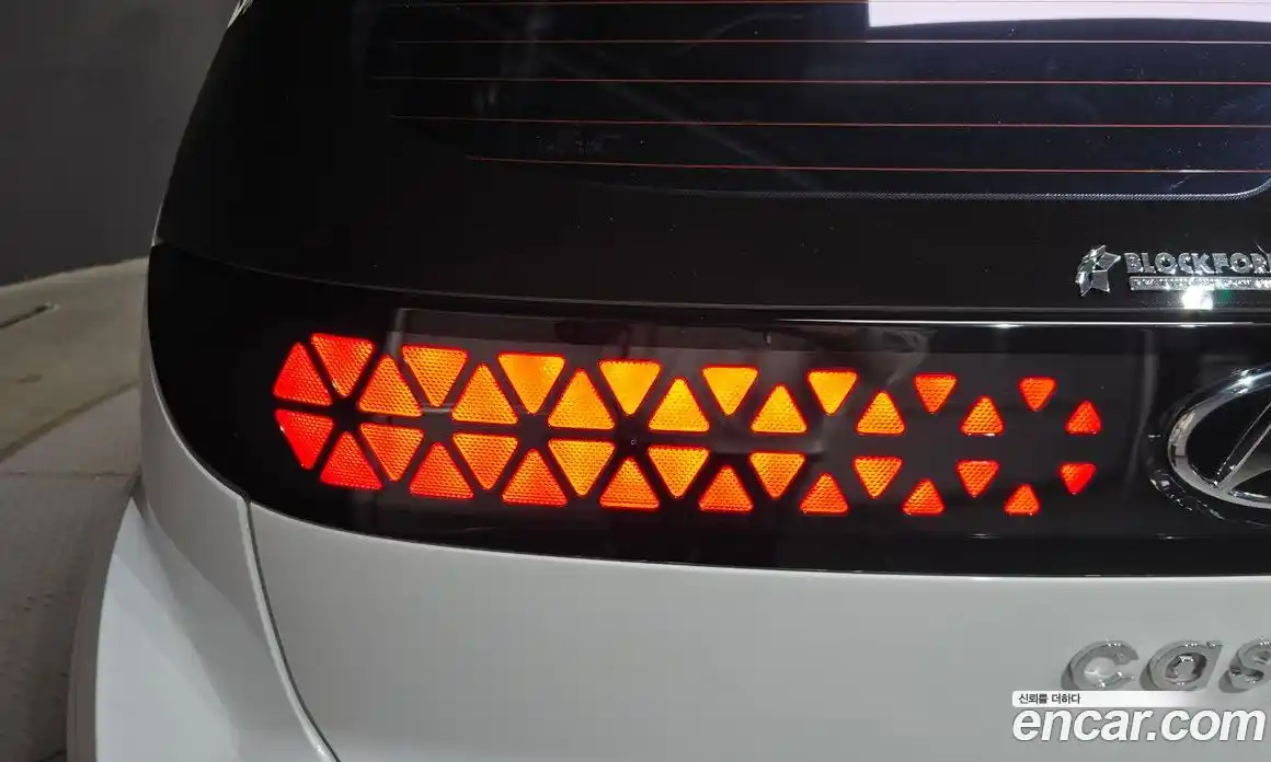 Hyundai Casper 2023 1.0 гидро, фото 9