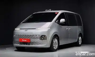 Hyundai Staria, 2021