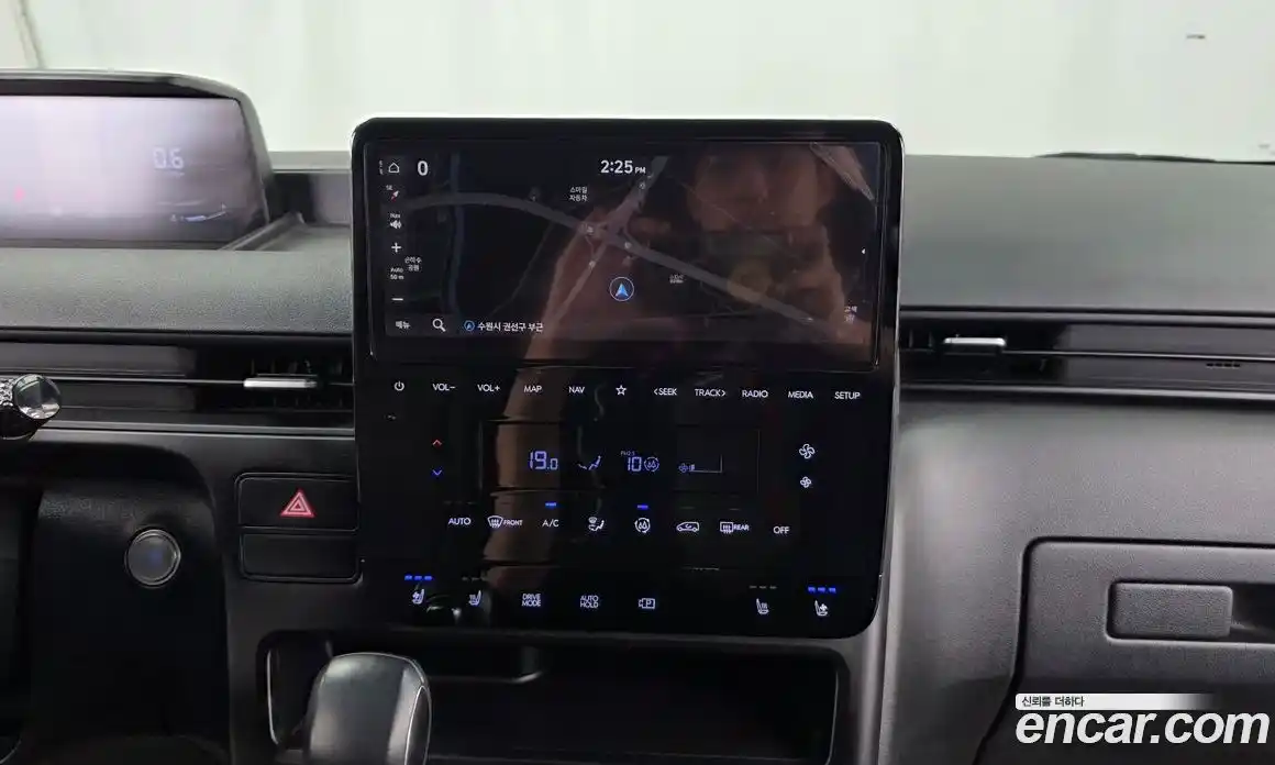 Hyundai Staria 2021 3.5 гидро, фото 20