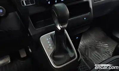 Hyundai Staria 2024 2.2 гидро, миниатюра 12
