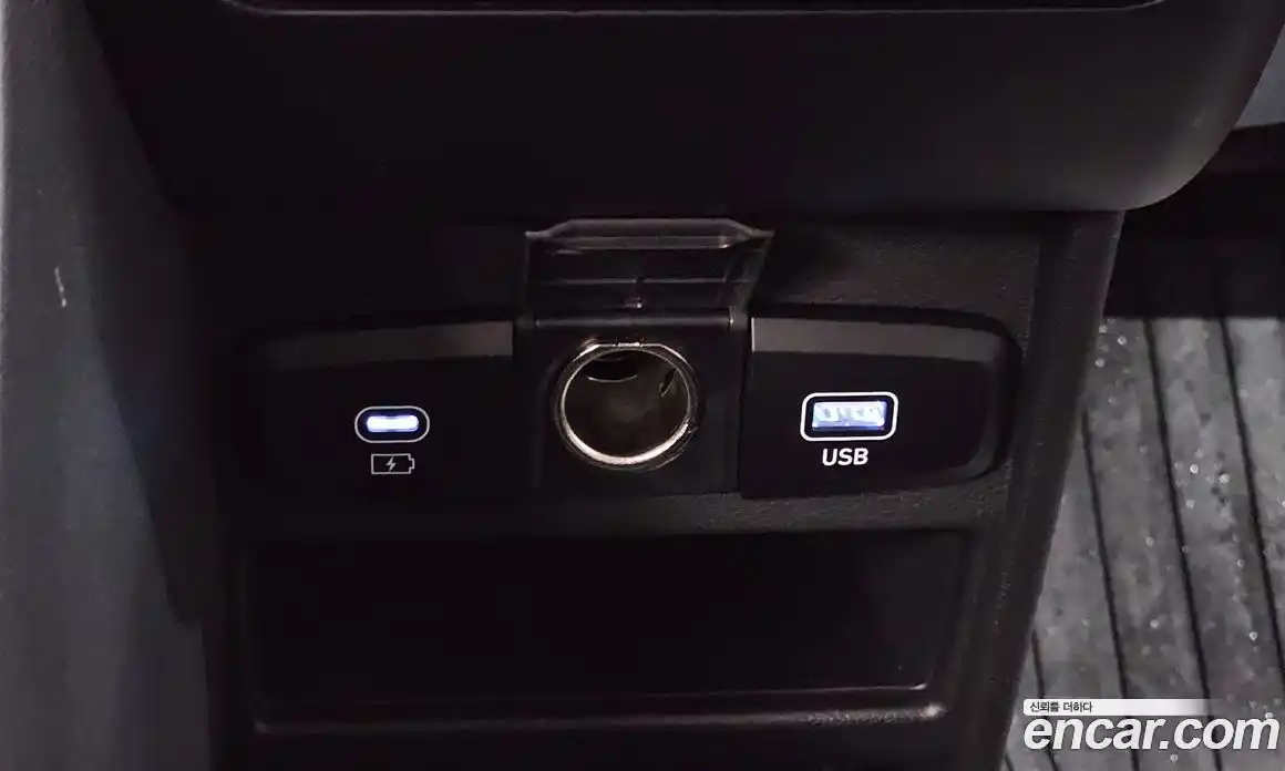 Hyundai Staria 2024 2.2 гидро, фото 32