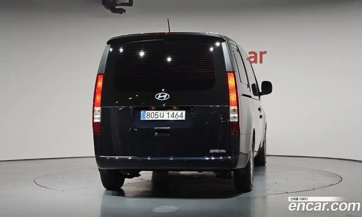 Hyundai Staria 2024 2.2 гидро, фото 4