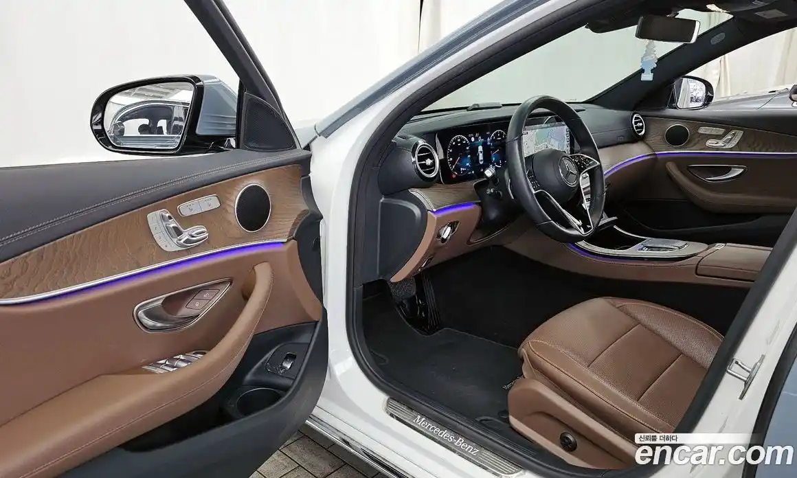 Mercedes-Benz E-Class 2022 2.0 автомат (гидро), фото 13