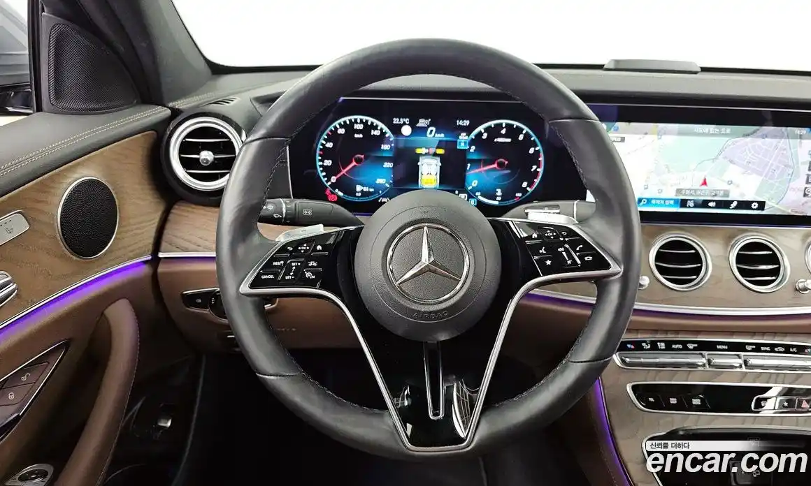 Mercedes-Benz E-Class 2022 2.0 автомат (гидро), фото 19