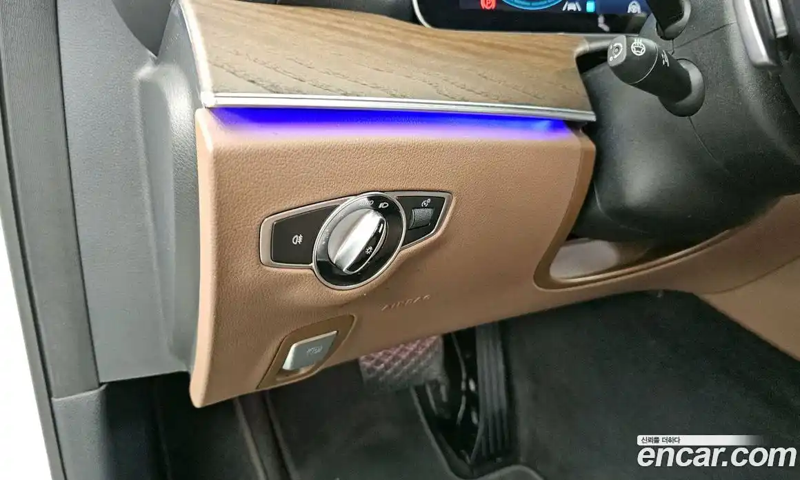 Mercedes-Benz E-Class 2022 2.0 автомат (гидро), фото 28