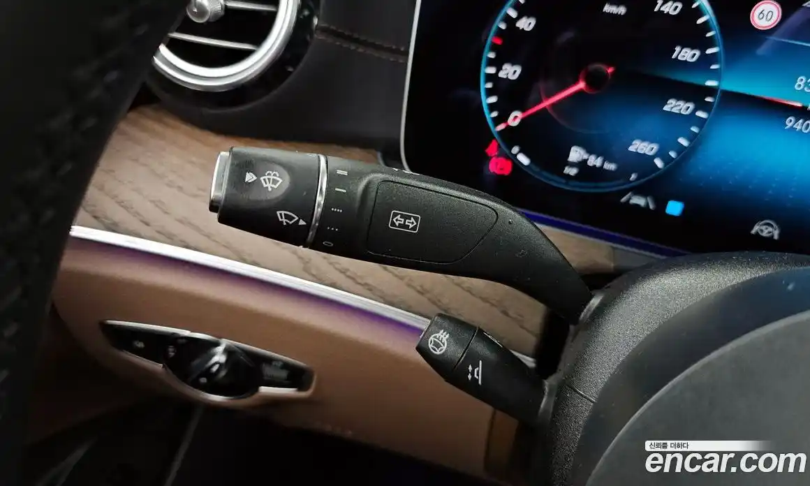 Mercedes-Benz E-Class 2022 2.0 автомат (гидро), фото 29