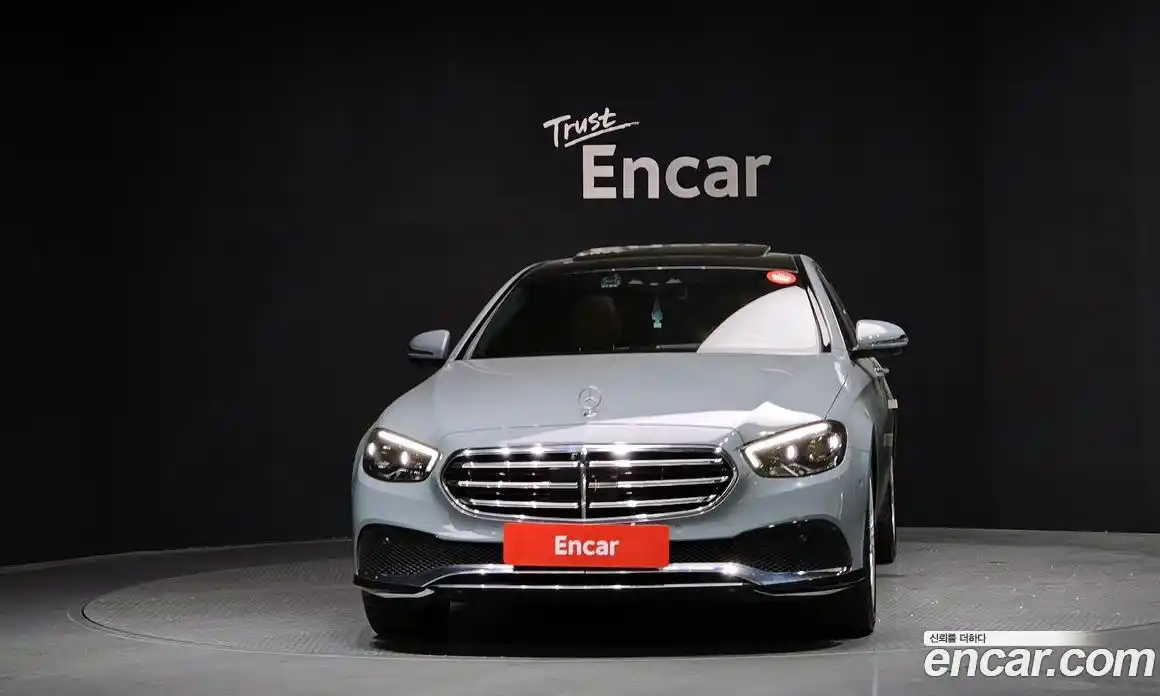 Mercedes-Benz E-Class 2022 2.0 автомат (гидро), фото 3