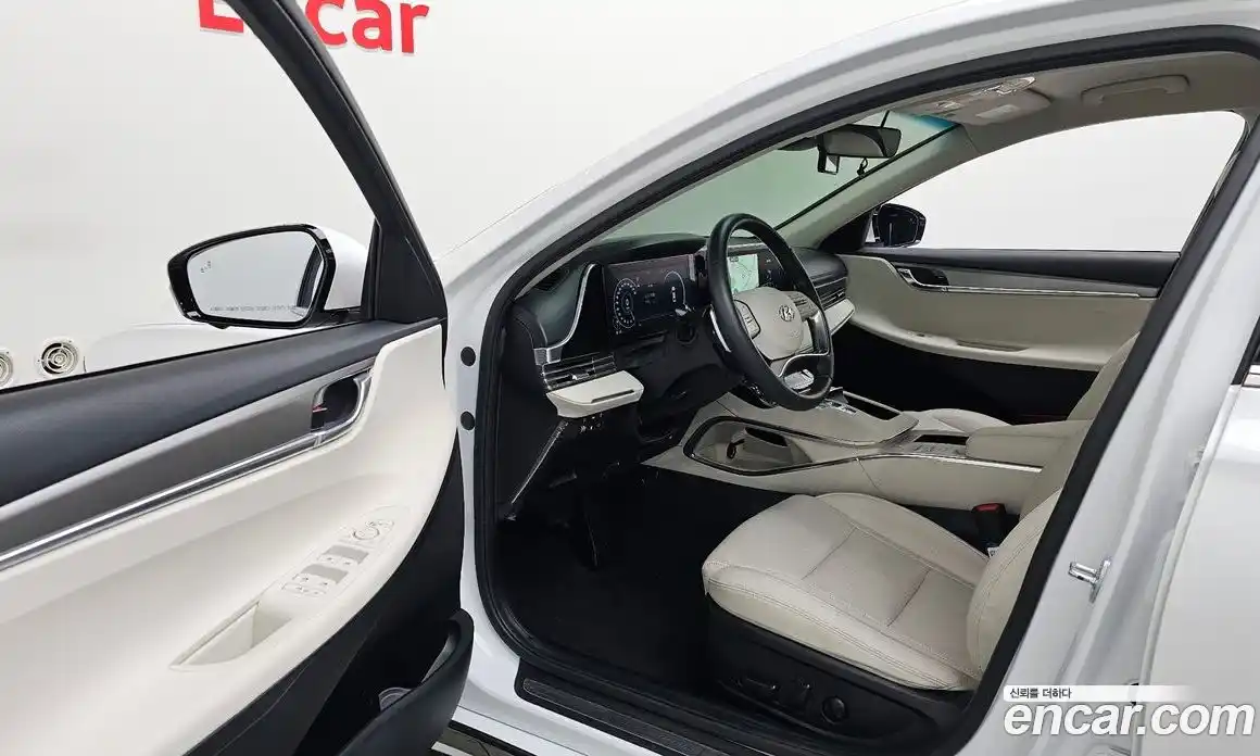 Hyundai Grandeur 2022 2.5 автомат (гидро), фото 12