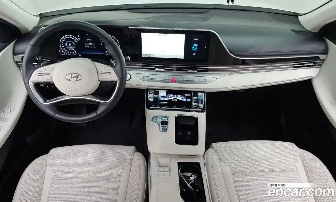Hyundai Grandeur 2022 2.5 автомат (гидро), фото 9