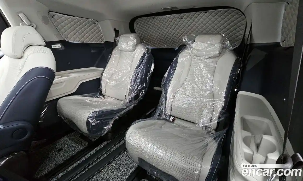 Kia Carnival 2024 1.6 автомат (гидро), фото 12