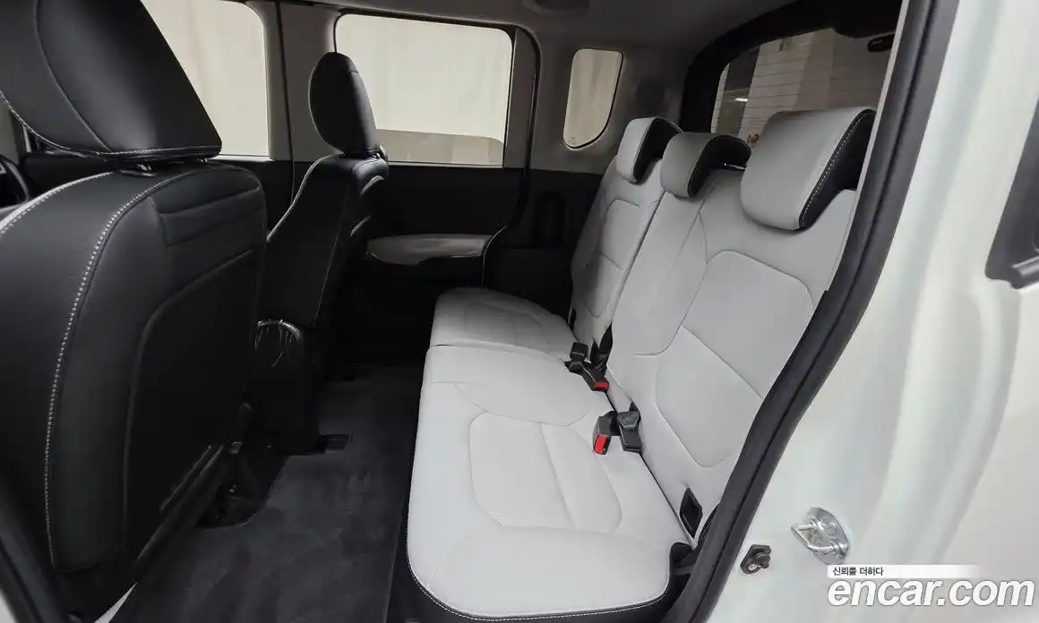 Kia Ray 2024 1.0 автомат (гидро), фото 16