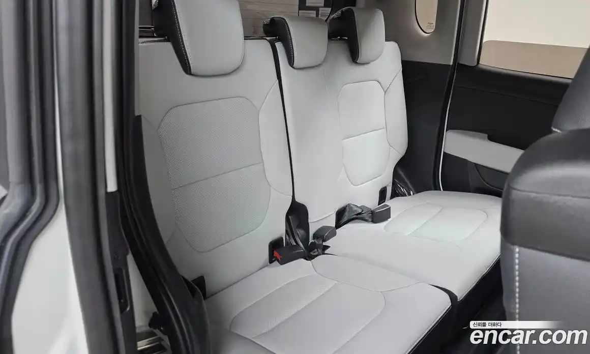 Kia Ray 2024 1.0 автомат (гидро), фото 18