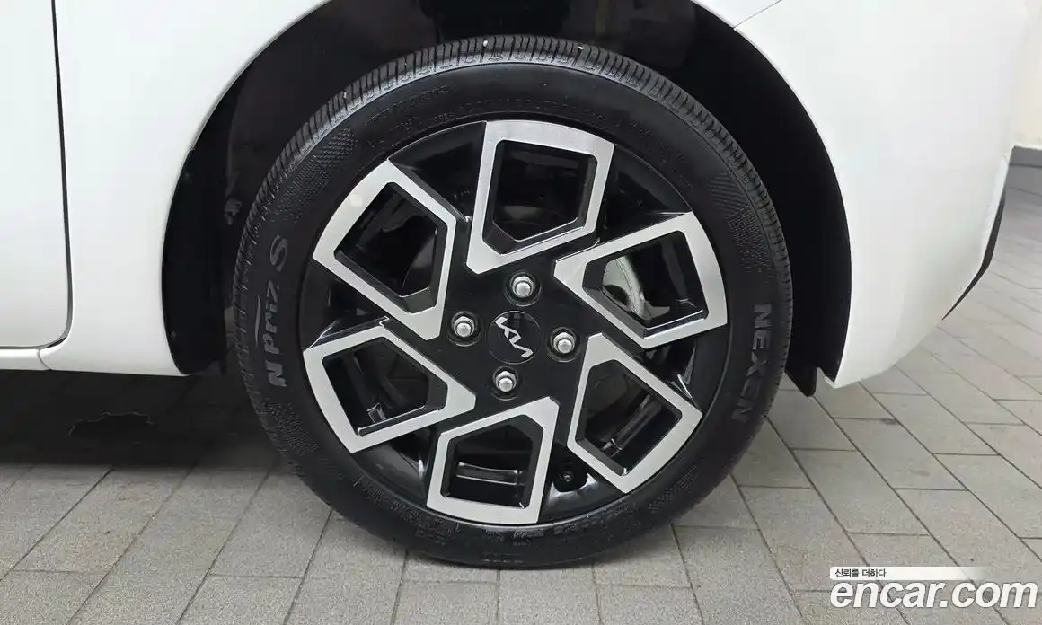Kia Ray 2024 1.0 автомат (гидро), фото 7