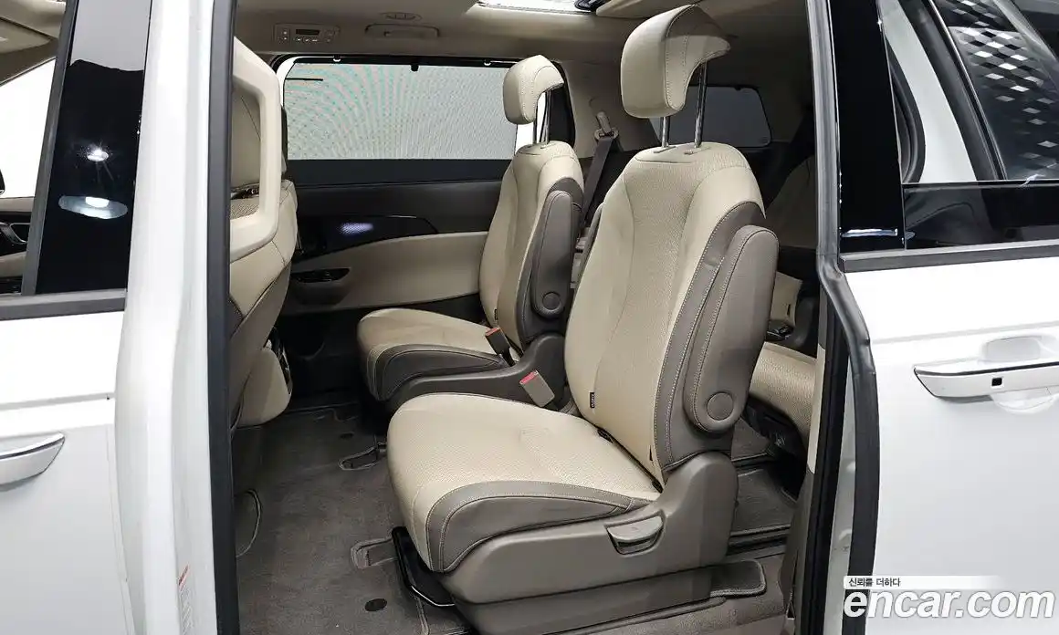Kia Canival 2023 3.5 гидро, фото 17