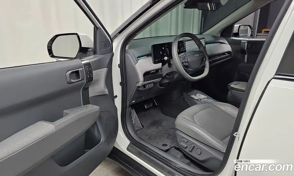 Kia EV3 2024 0.2 автомат (гидро), фото 13