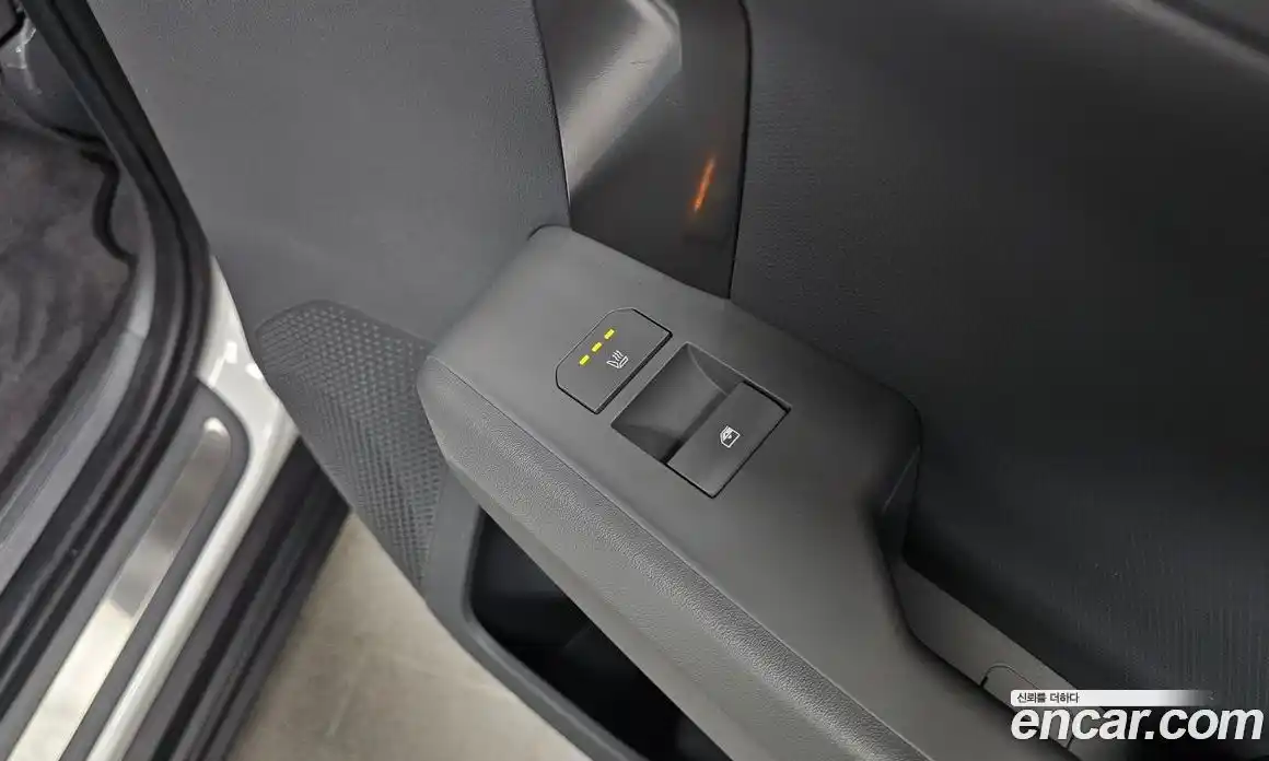 Kia EV3 2024 0.2 автомат (гидро), фото 25
