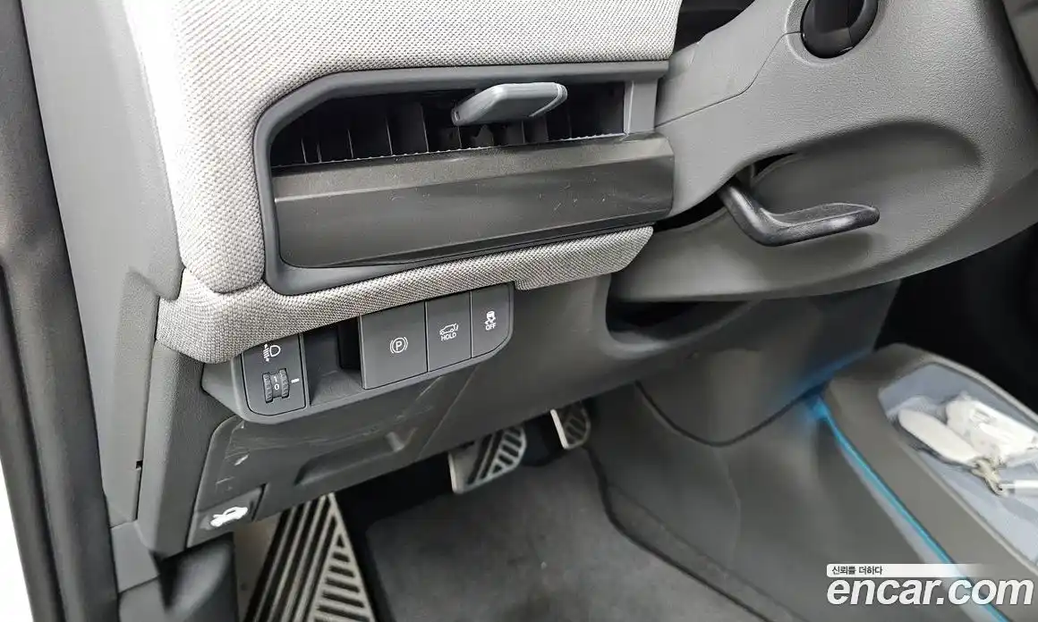Kia EV3 2024 0.2 автомат (гидро), фото 30