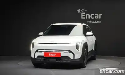 Kia EV3 2024 0.2 автомат (гидро), миниатюра 3