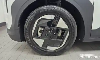 Kia EV3 2024 0.2 автомат (гидро), миниатюра 5