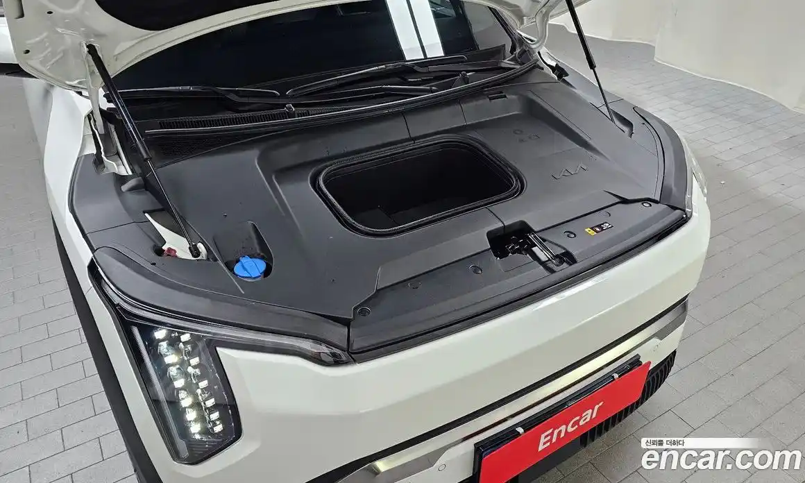 Kia EV3 2024 0.2 автомат (гидро), фото 6