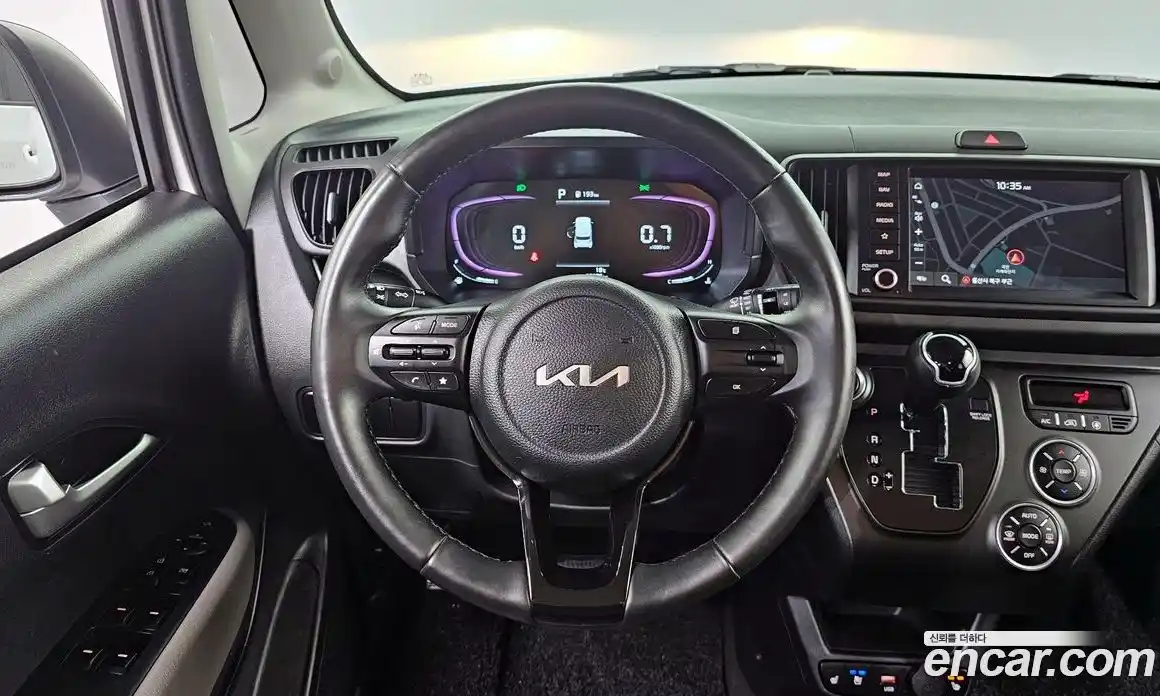 Kia Ray 2023 1.0 автомат (гидро), фото 19