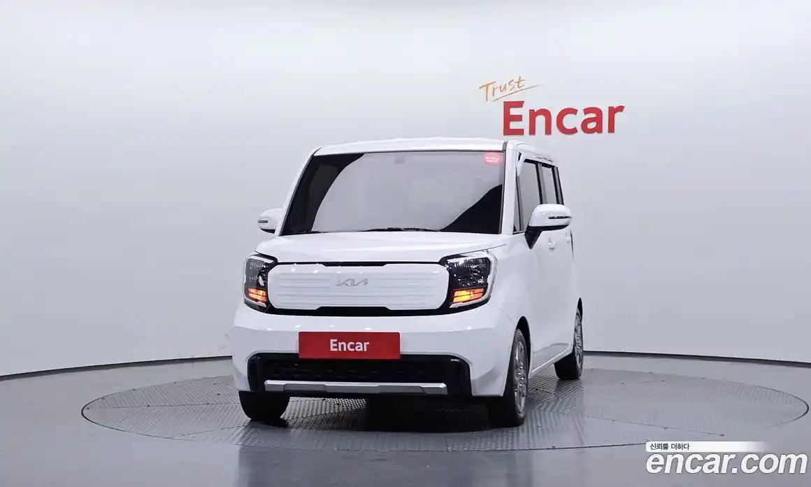 Kia Ray 2023 1.0 автомат (гидро), фото 3