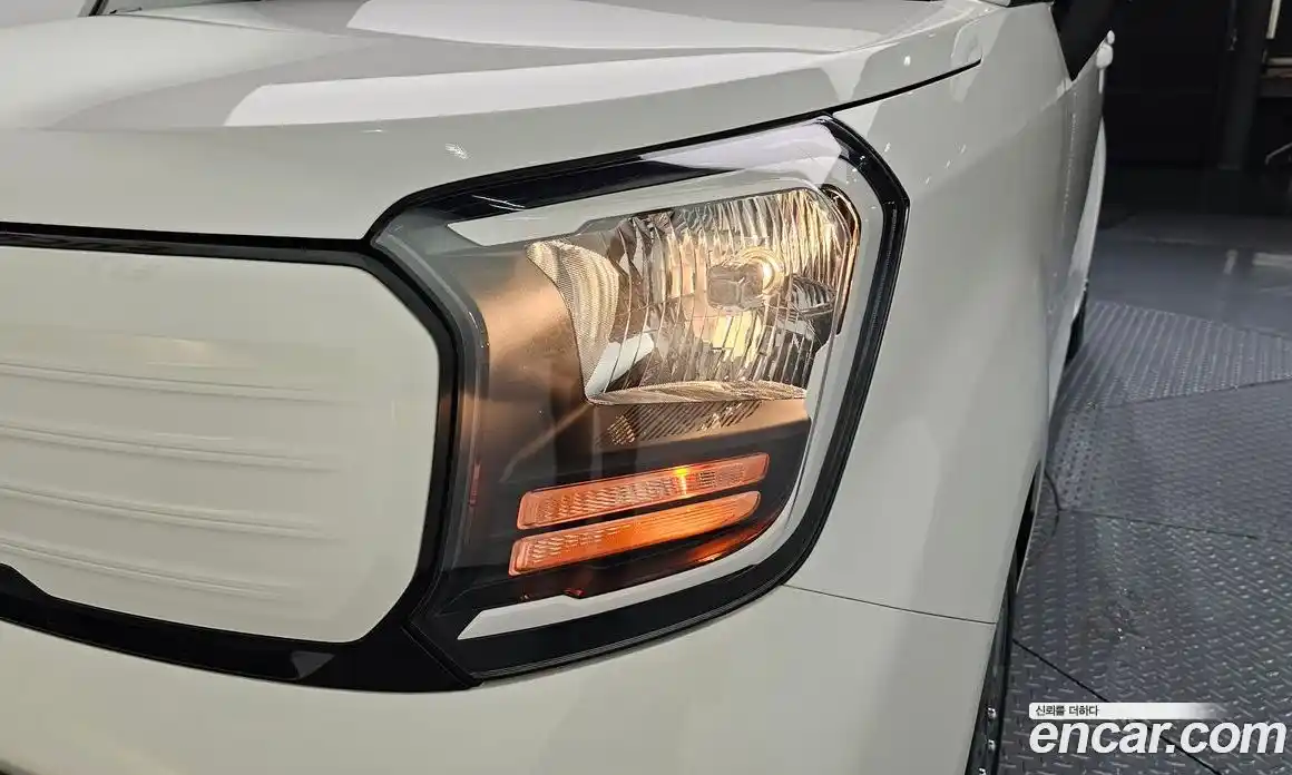 Kia Ray 2023 1.0 автомат (гидро), фото 8