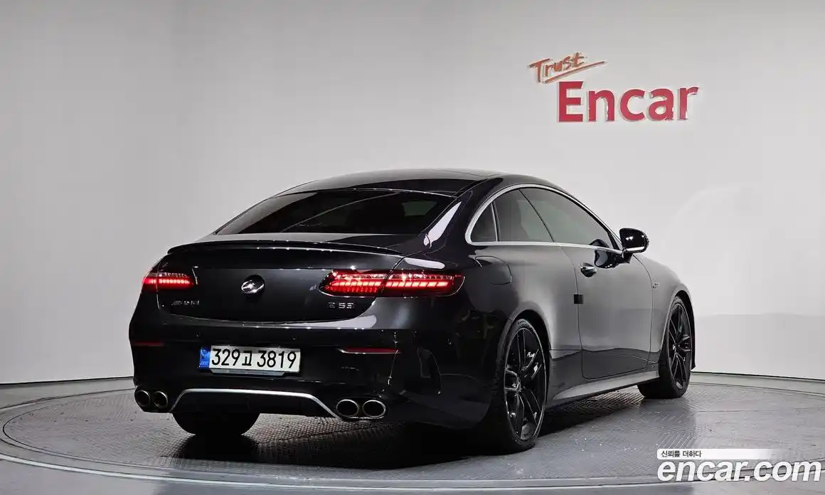 Mercedes-Benz E-Class 2021 3.0 гидро, фото 2