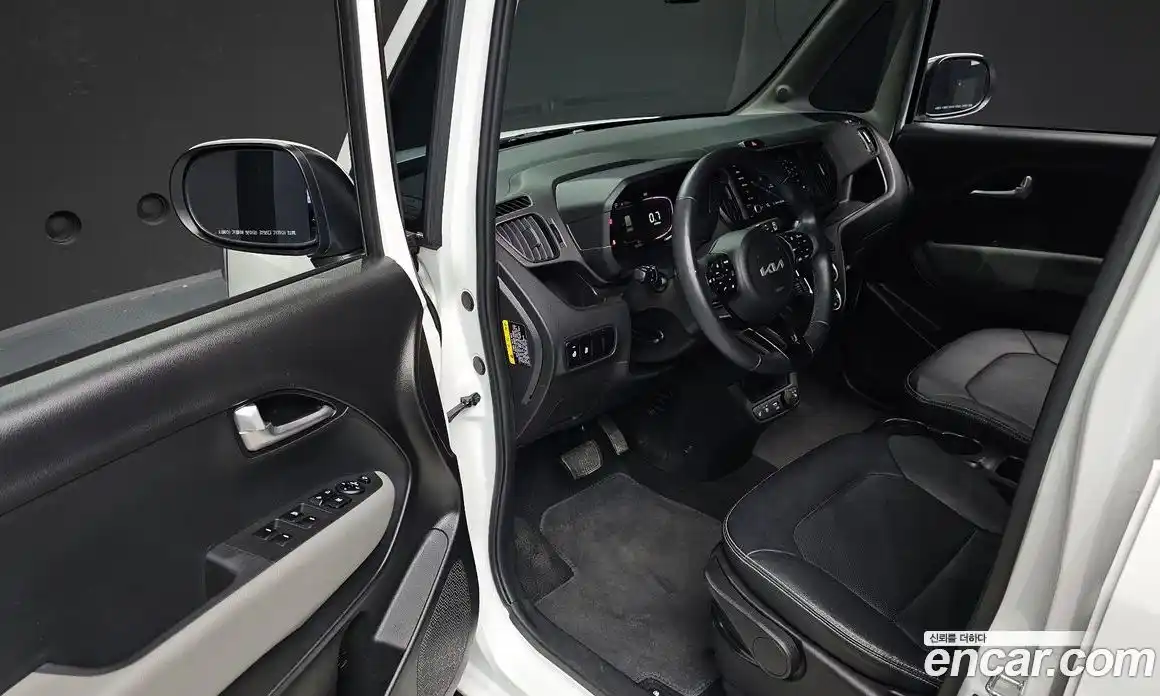 Kia Ray 2023 1.0 автомат (гидро), фото 10