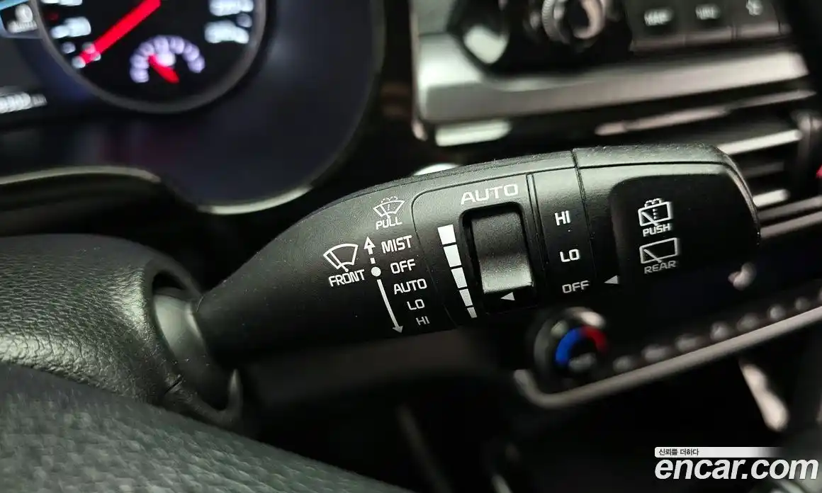 Kia Seltos 2020 1.6 автомат (гидро), фото 23