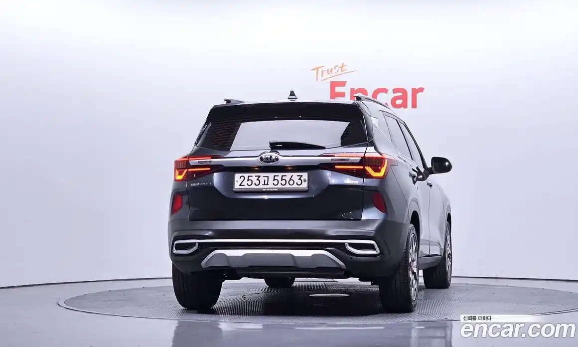 Kia Seltos 2020 1.6 автомат (гидро), фото 4
