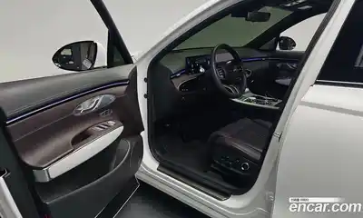 Genesis GV70 2024 2.5 гидро, миниатюра 12
