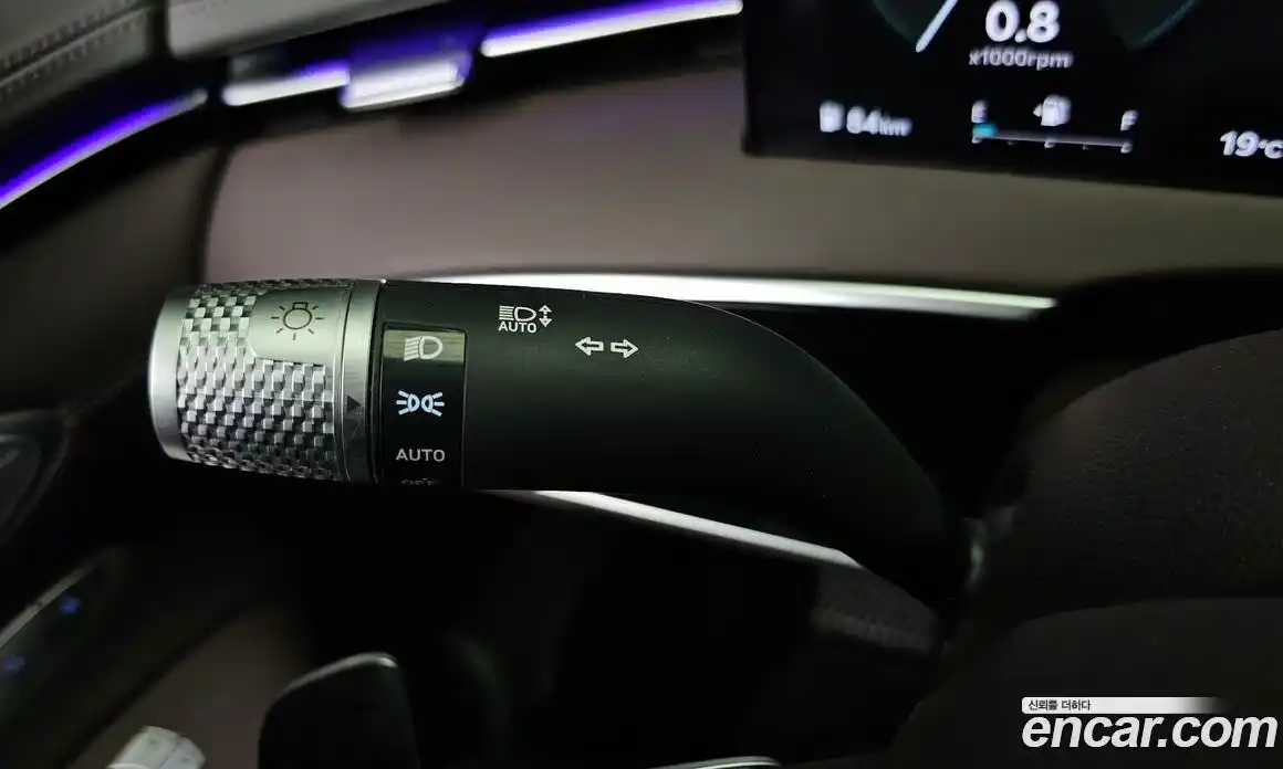 Genesis GV70 2024 2.5 гидро, фото 29