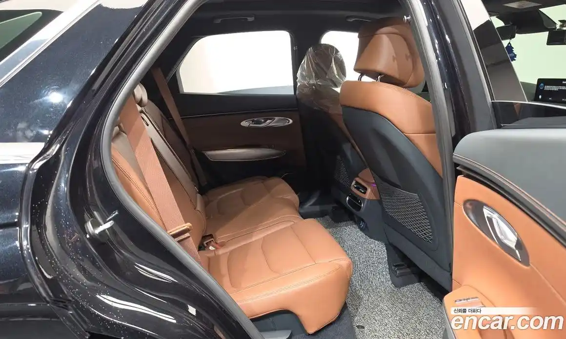 Genesis GV70 2021 2.5 гидро, фото 16