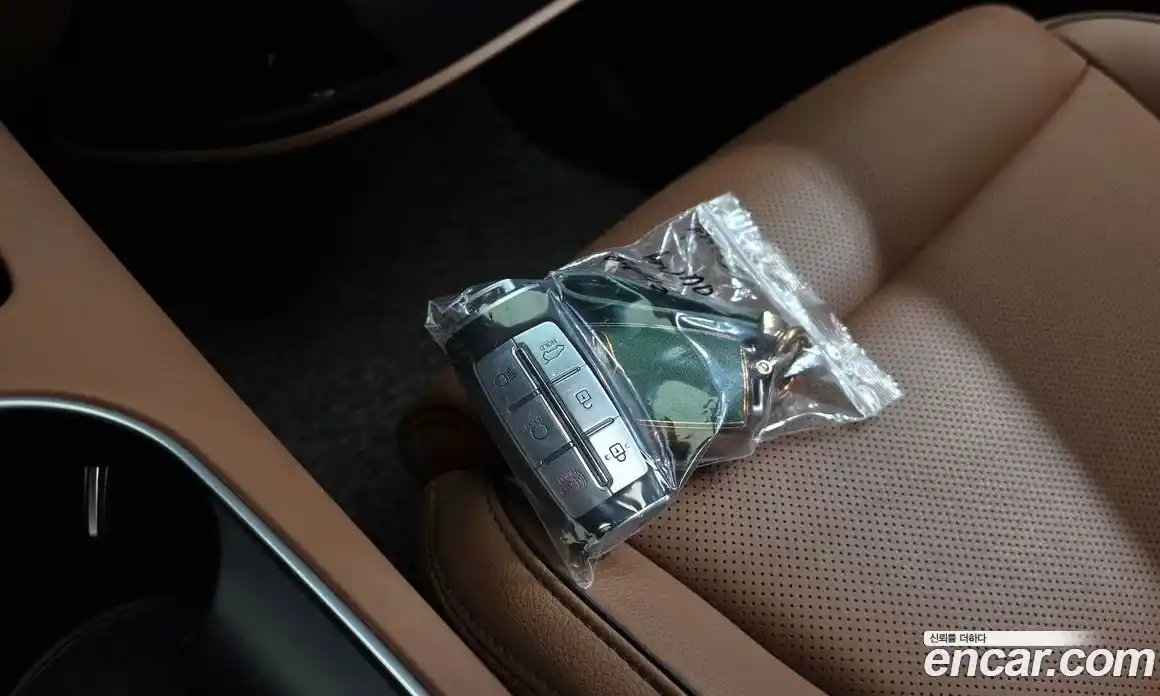 Genesis GV70 2021 2.5 гидро, фото 20